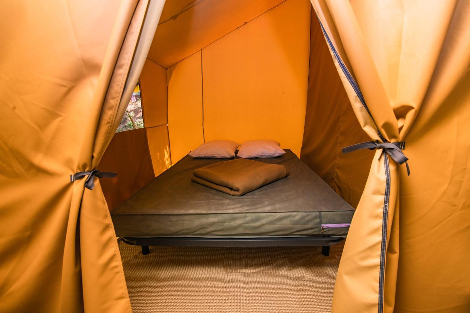 Camping Onlycamp La Confluence Savonnieres ภายนอก รูปภาพ