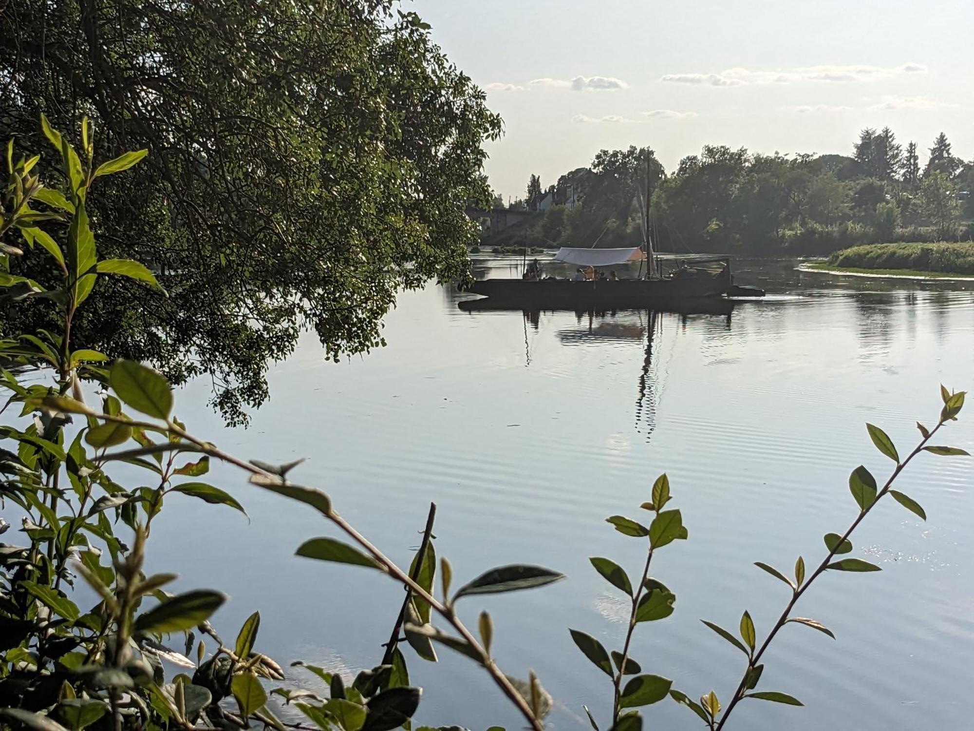 Camping Onlycamp La Confluence Savonnieres ภายนอก รูปภาพ